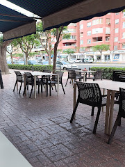Cafeteria Oasis