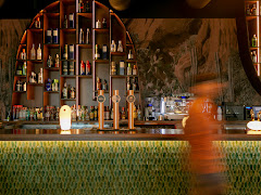 Diabola Market Bar
