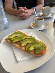 El Maná Bar - Restaurante