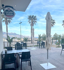 Paradise · Restaurante & Cafeteria