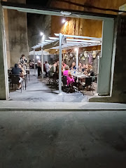 Tapería Bocatería La Vilana