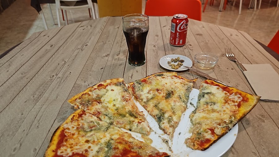 Angelo's Pizza