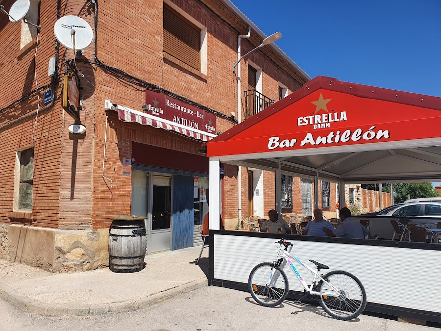 Bar Antillón