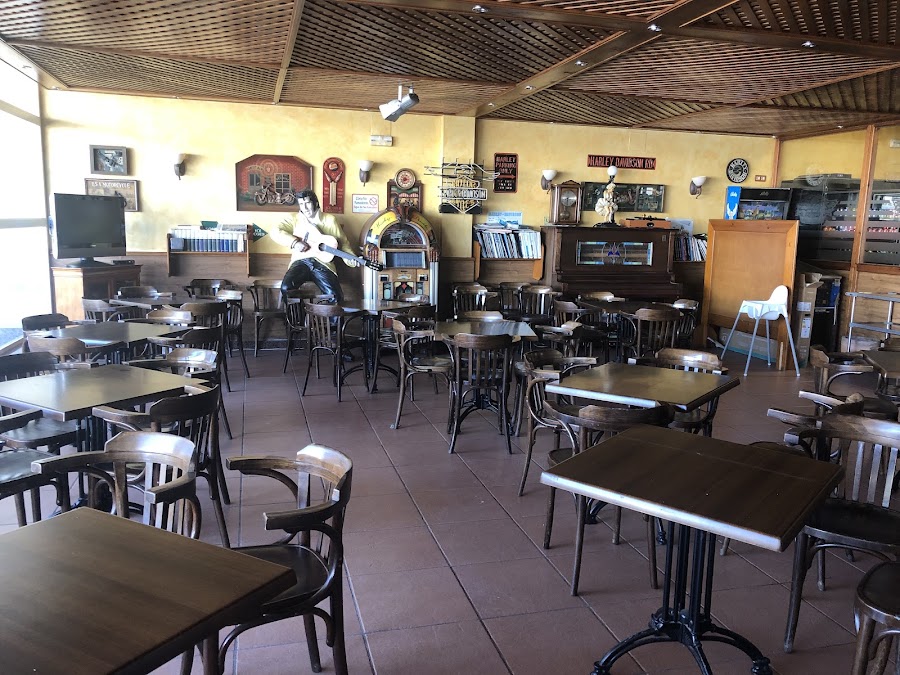 Bar Cafetería Zarcar