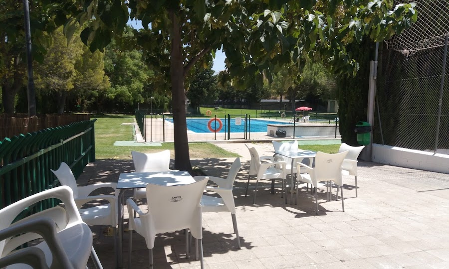 Bar Piscina Robledo