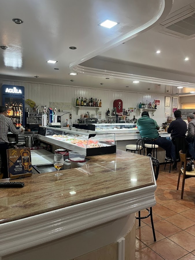 Café Bar Jenny.