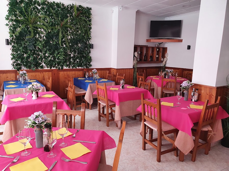 Cafetería Restaurante Los Manchegos