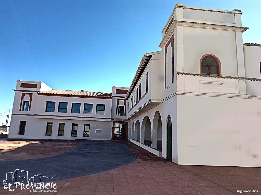 La Hospedería - El Provencio (Hotel 4 estrellas).