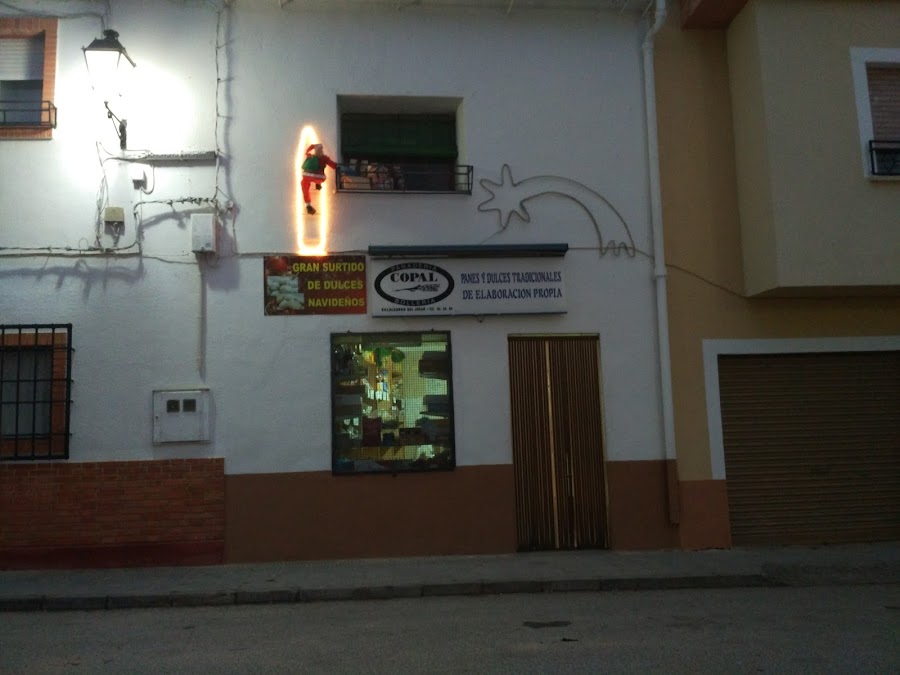 PANADERÍA BOLLERÍA COPAL.
